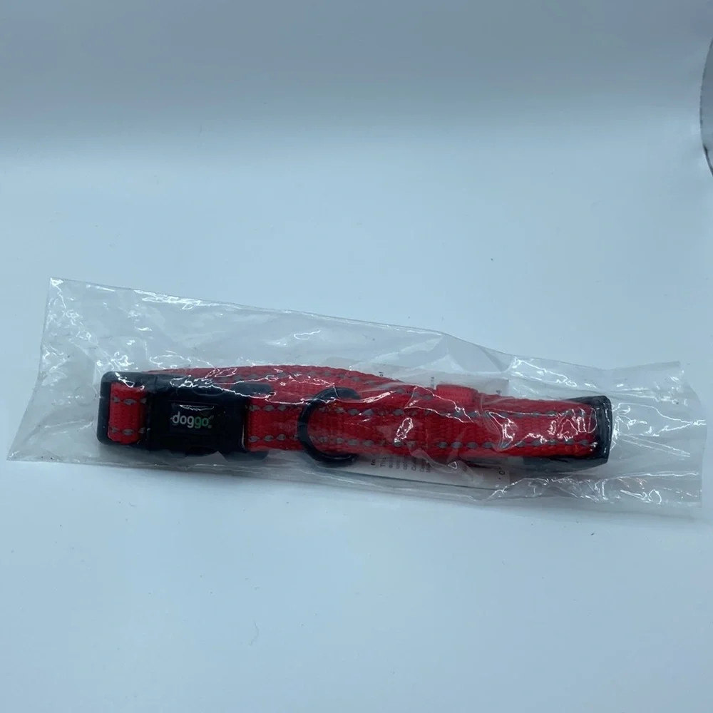 Doggo Everyday Nylon Collar Small Red Reflective Accents
